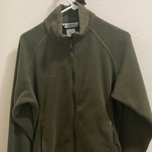 Women’s Columbia zip up sweater